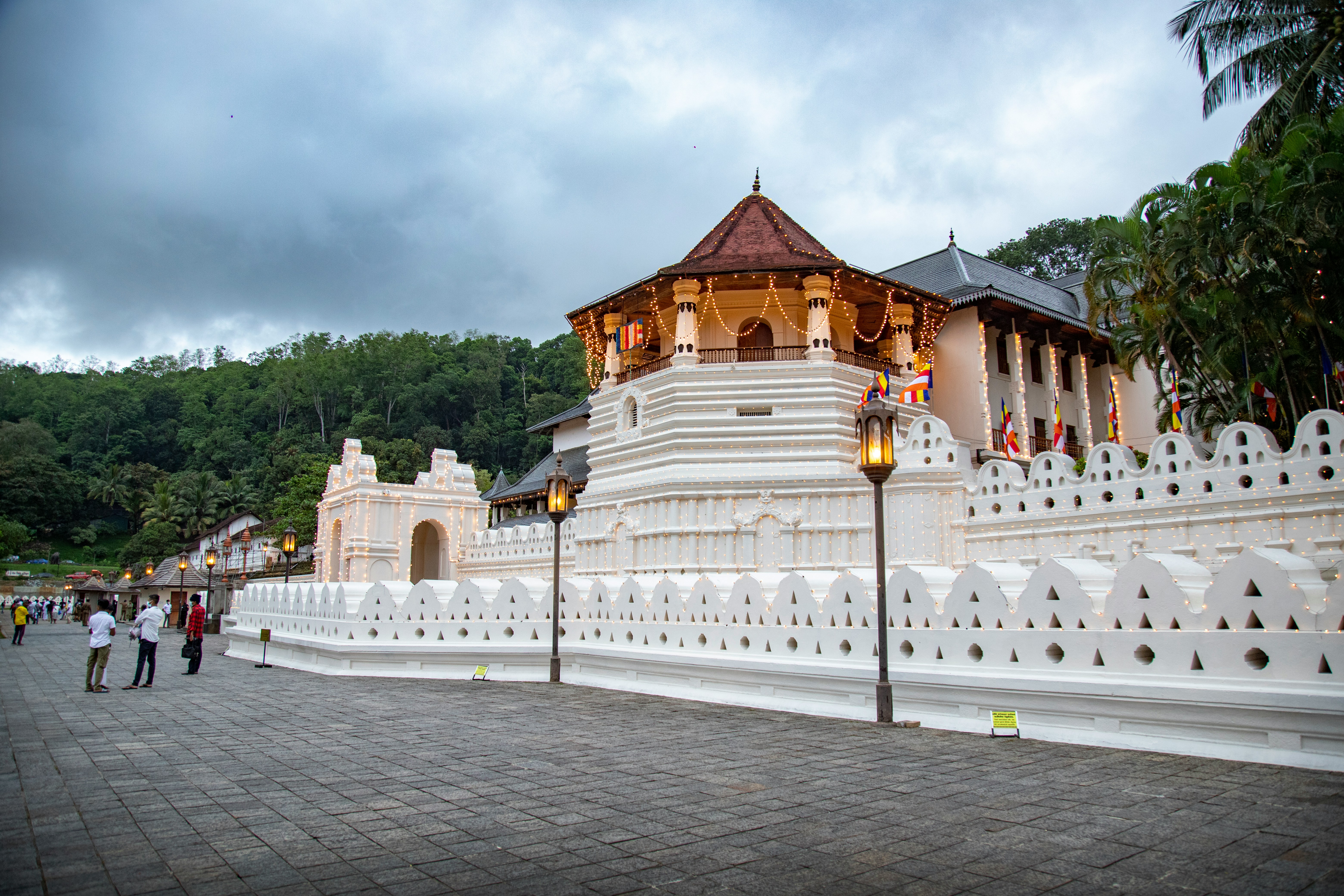 Kandy & Temple of the Tooth